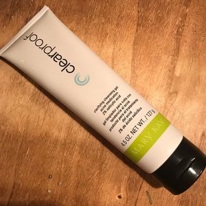 Mary Kay Clearproof clarifying cleansing gel